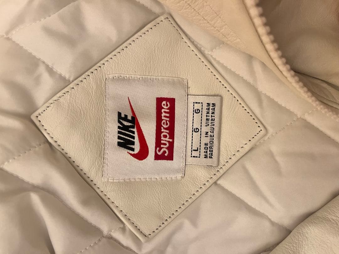 u*6様 Nike Supreme アノラックパーカー Lホワイト