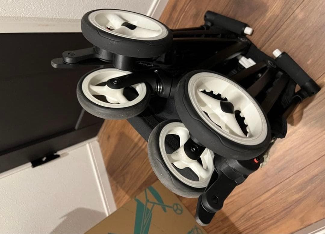 サイベックス　リベル　（バンパーバー付）　クラシックベージュ　箱&説明書付き