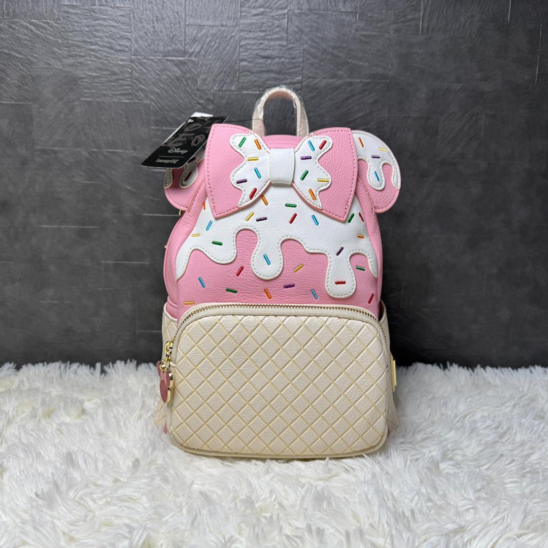 未使用☆希少デザイン⭐︎ディズニー Loungefly 限定リュック