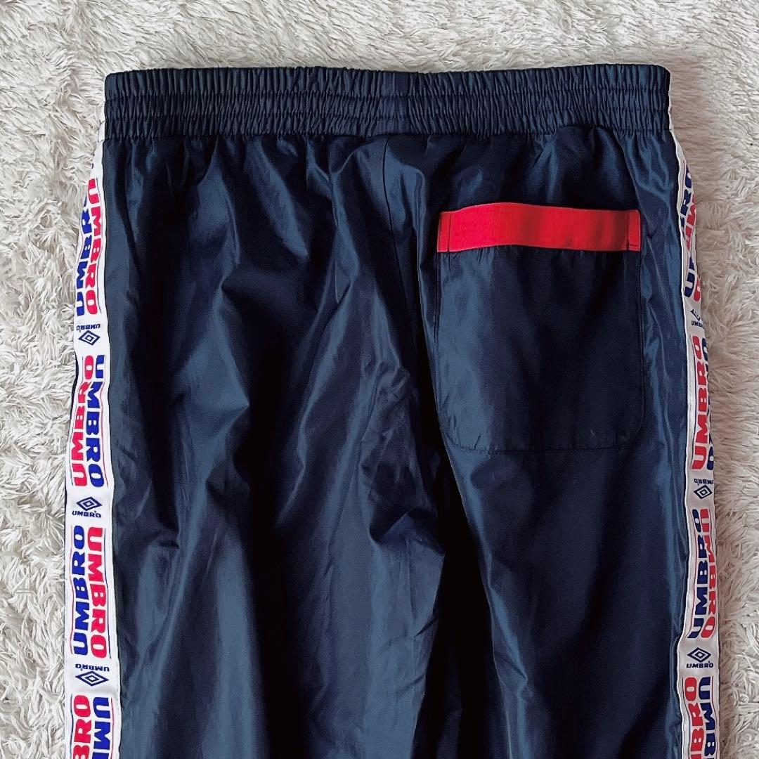 【美品】アンブロ ウインドスーツ ナイロン上下セットアップ ウインドブレーカー紺