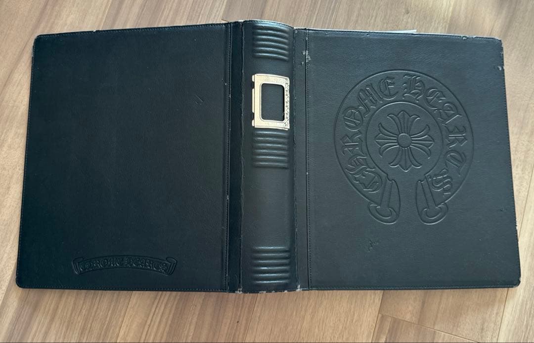 【再値下げ】稀少Chrome Hearts エンボスバインダー ブラック