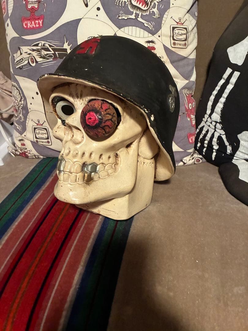 ビンテージ　スカル　髑髏　骸骨　貯金箱　インダストリアル　ネイバーフッド　レトロ