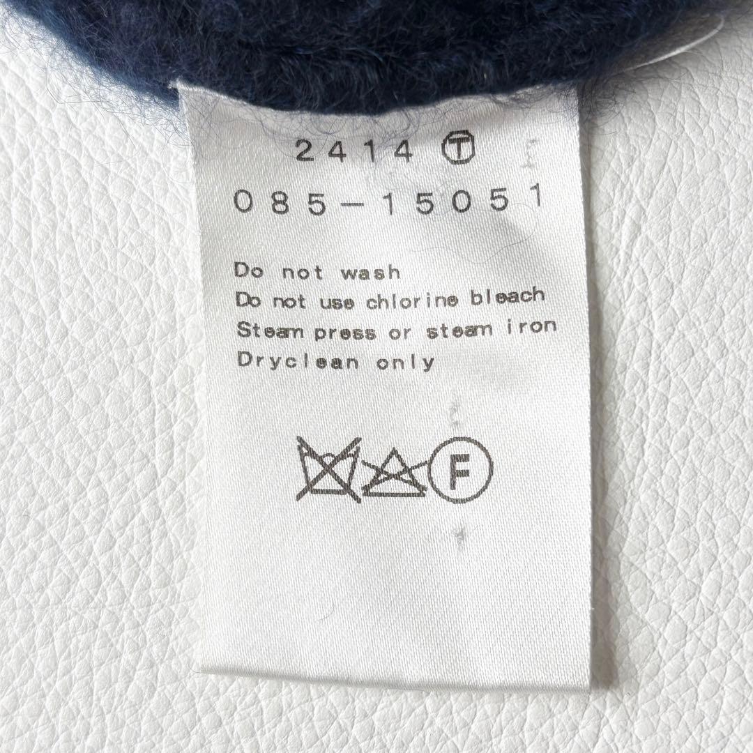 2872y美品　ドレステリア　ふわふわ♡カシミヤファーニット　紺 クルーネック