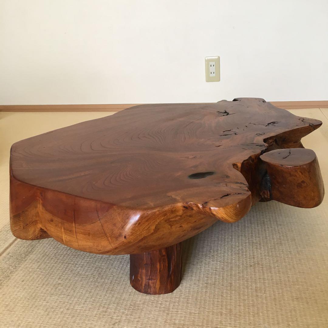 なんとも味わいのある 座卓