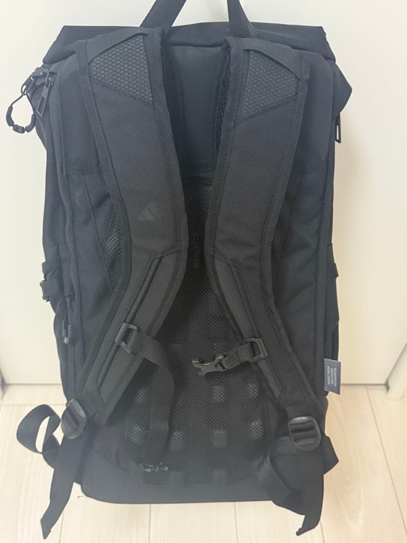 アディダス　バックパック　30L