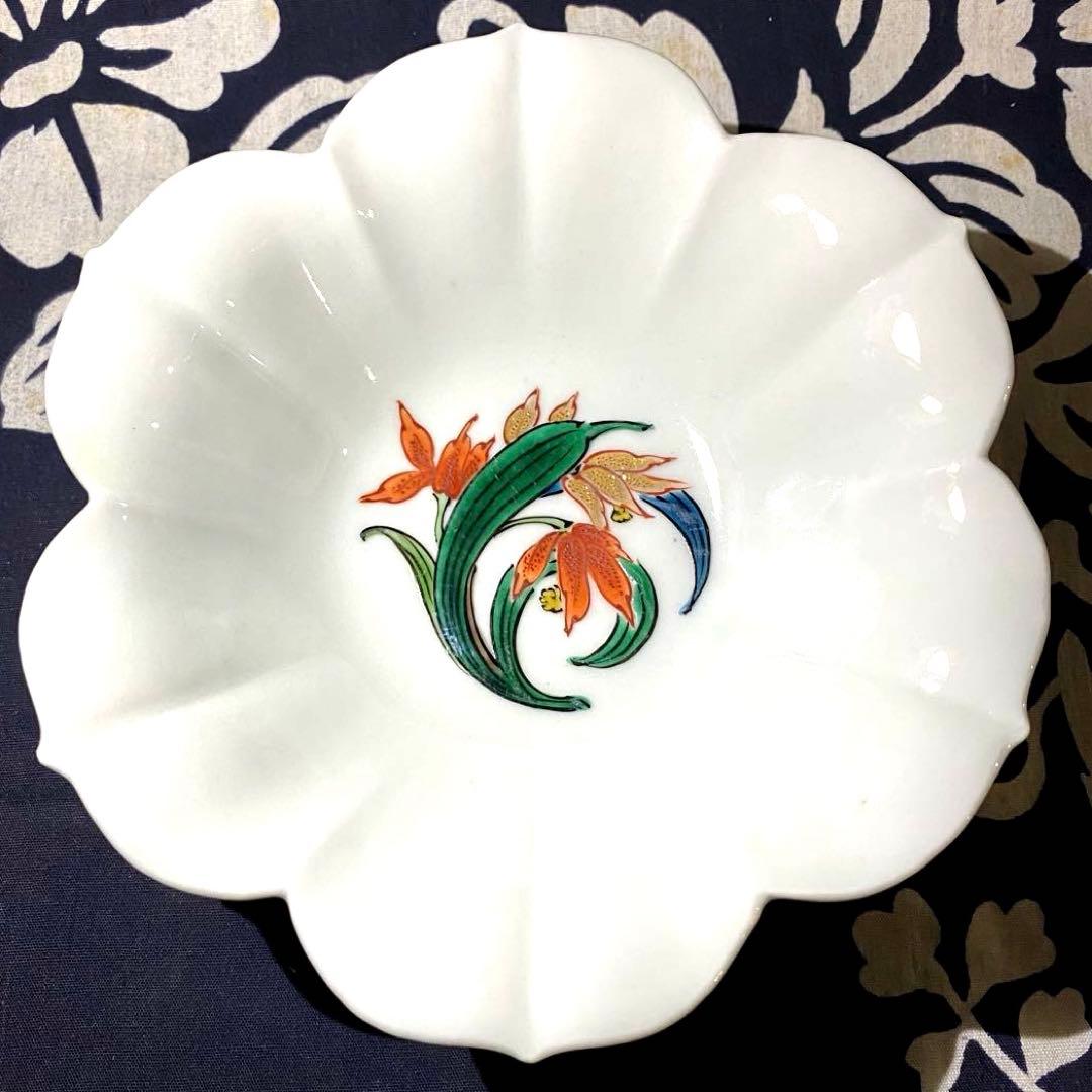 時代物・九谷焼　美山窯　百合形輪花皿　小鉢・向付　呉須手描き百合柄　五客組