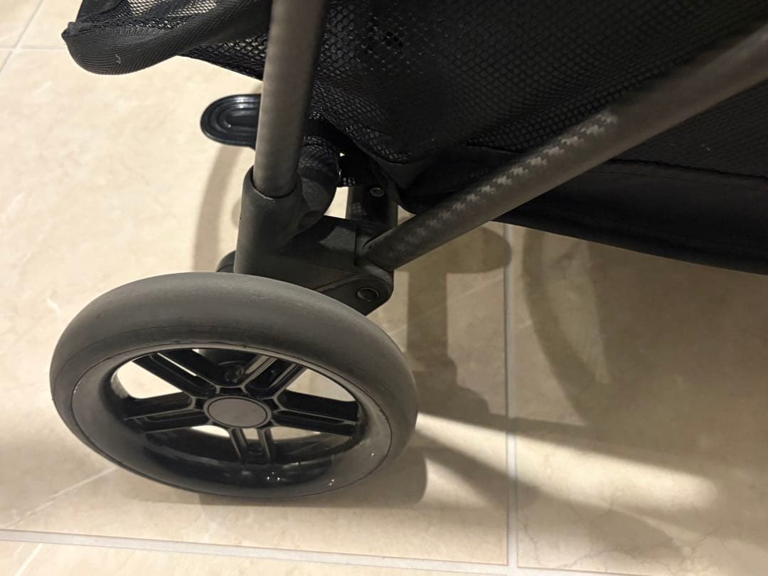 送料込み付属品付★Cybex Melio ベビーカー ディープブラック2023