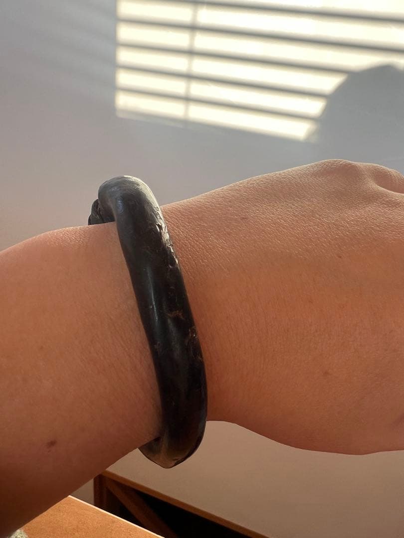 レッドリーチュエ　海外バングル　コーラルバングル　WBA購入