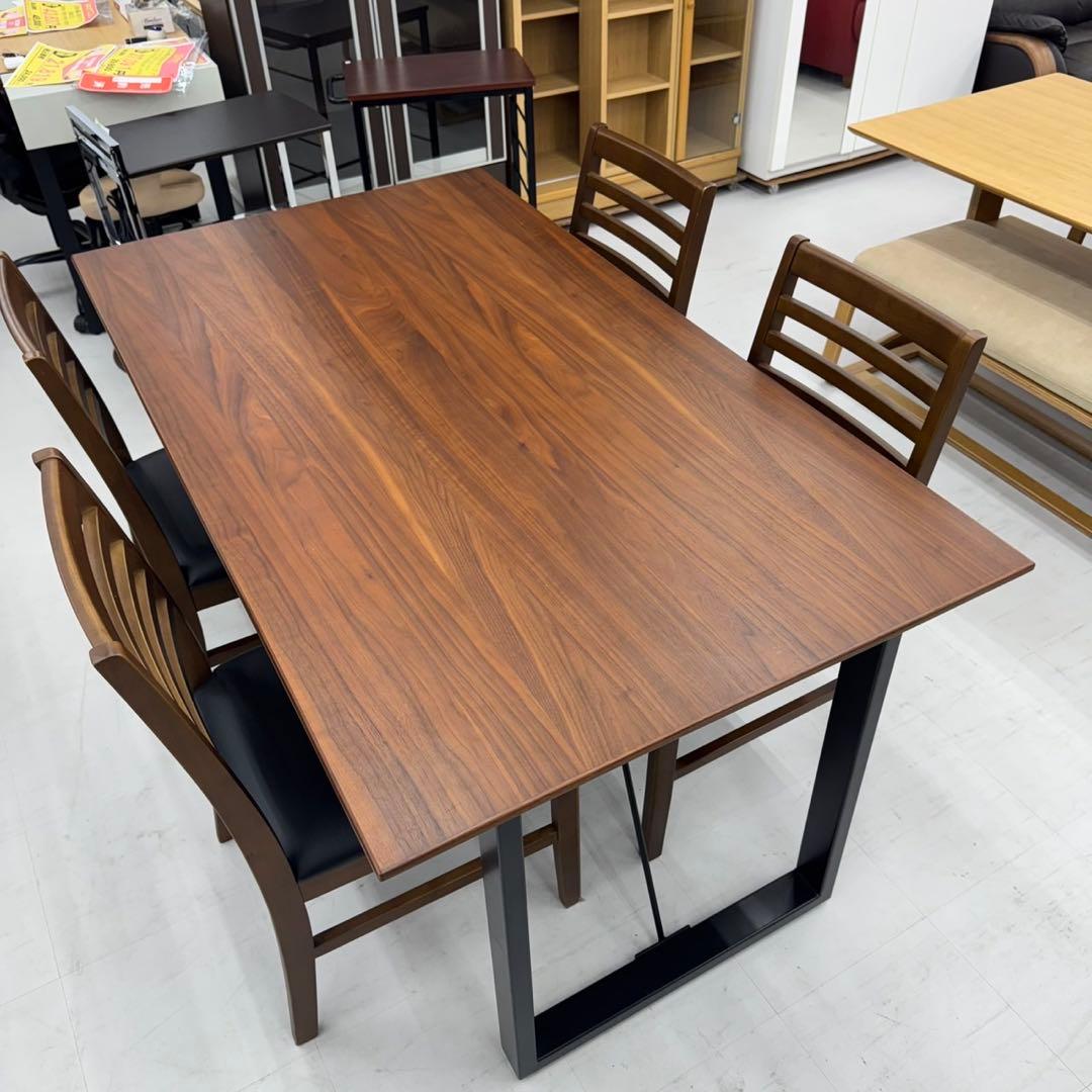 【新品同様‼️】定価数十万♪シギヤマ家具 150cm幅4人掛けダイニングテーブル