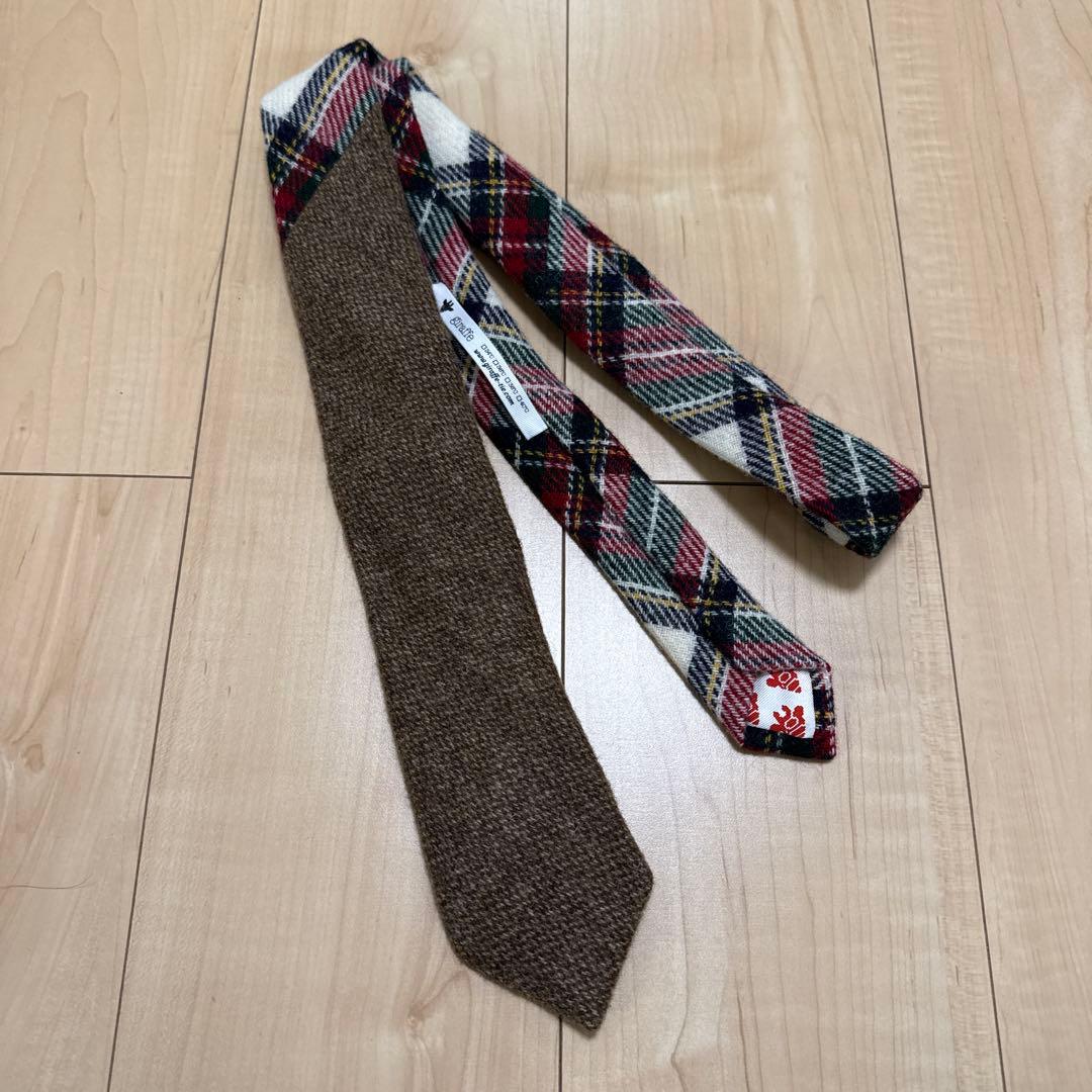 giraffe クレリックチェックニードルパンチタイ?