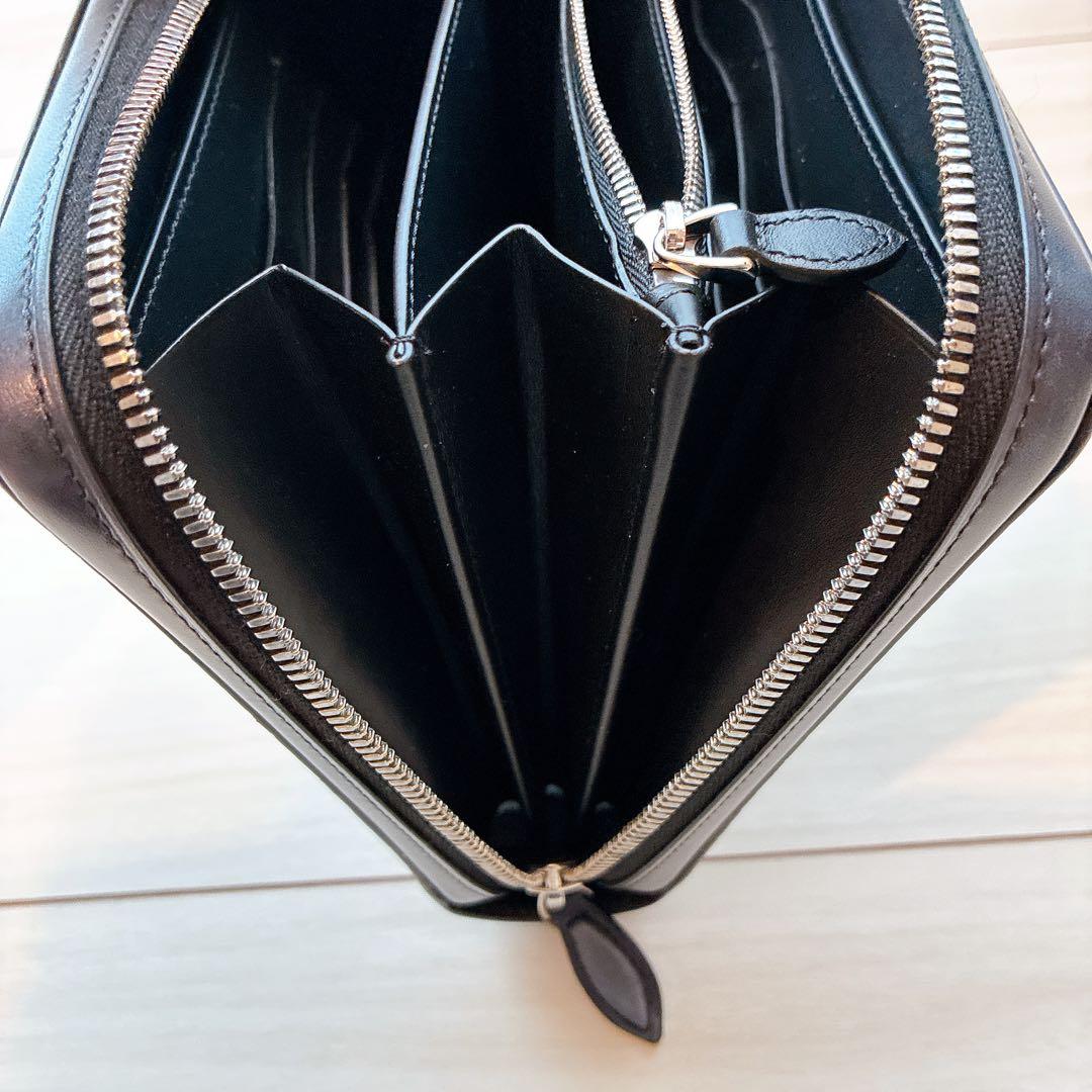 【ベルルッティ】イタウバ ワイド マキシウォレット