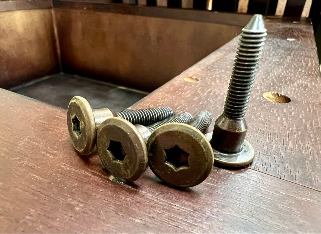 90s【オールドカリモク ダイニングテーブルのみ】1400×1050×620cm