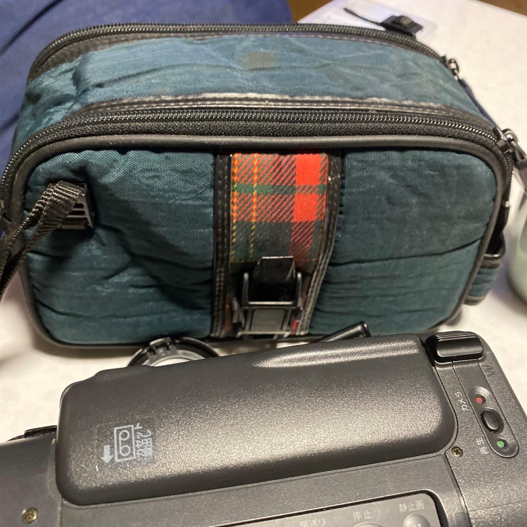 SANYO Video8 ビデオカメラ　VM-PS102型　①