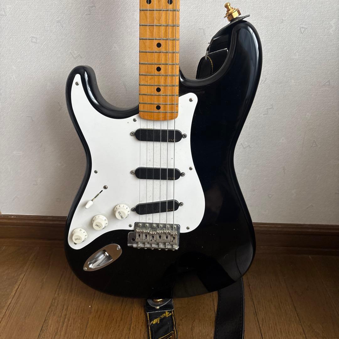 左利き用　フェンダージャパン　 ブラック ストラトキャスタータイプ エレキギター