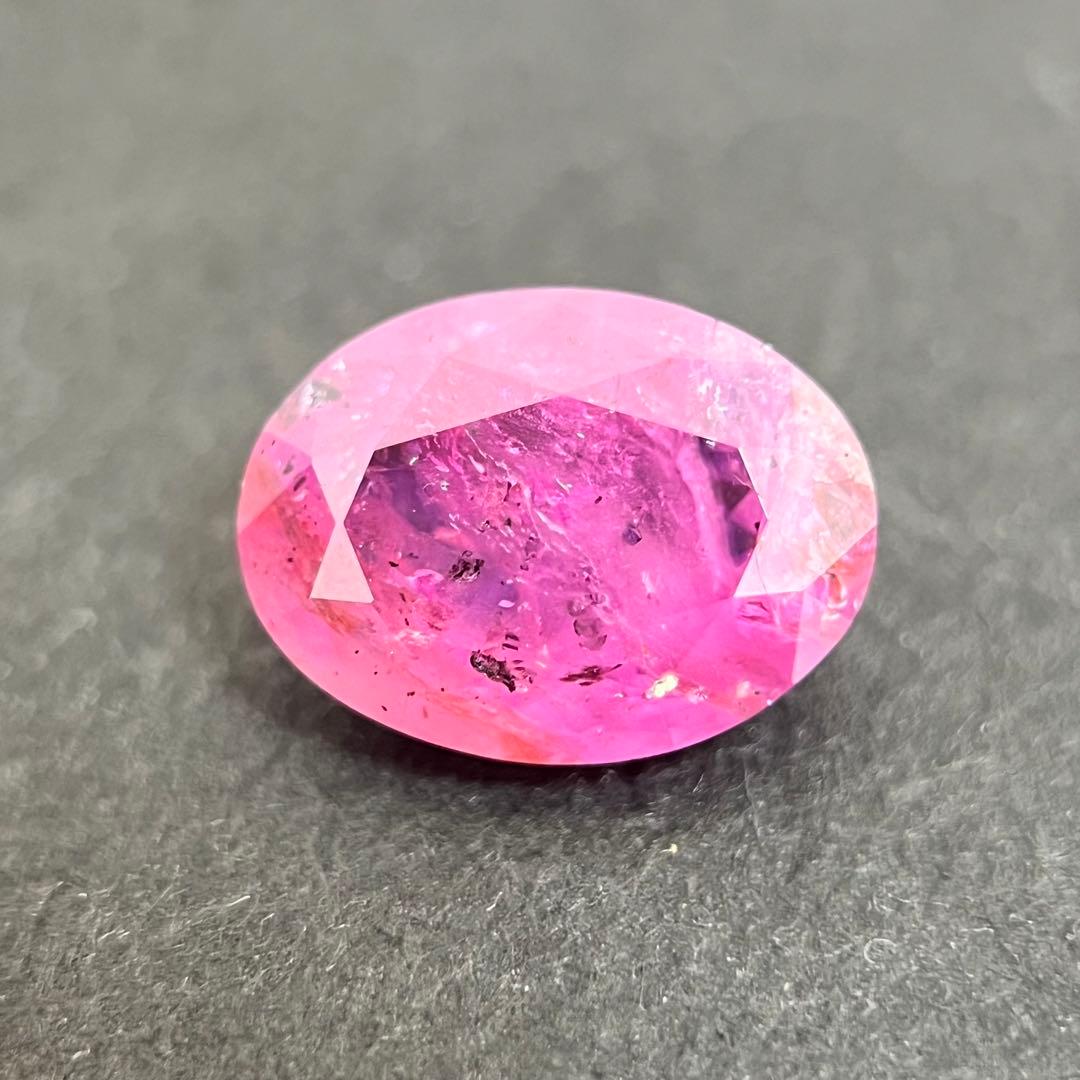 スリランカ産非加熱天然ルビールース