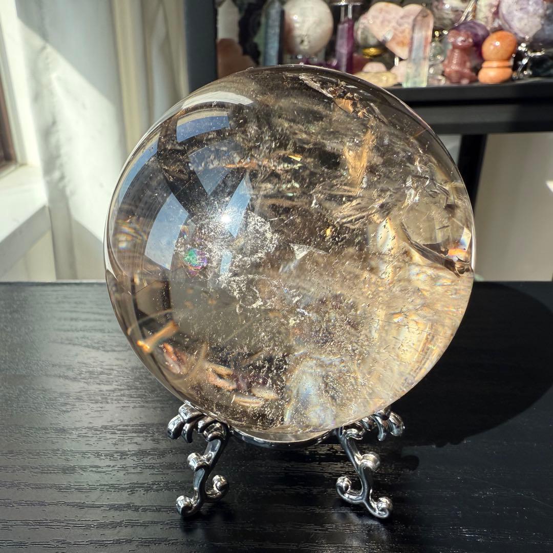 天然石ルチルクォーツ共生スモーキークォーツのスフィア　丸玉NO.100914