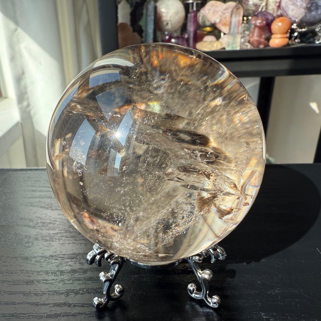 天然石ルチルクォーツ共生スモーキークォーツのスフィア　丸玉NO.100914