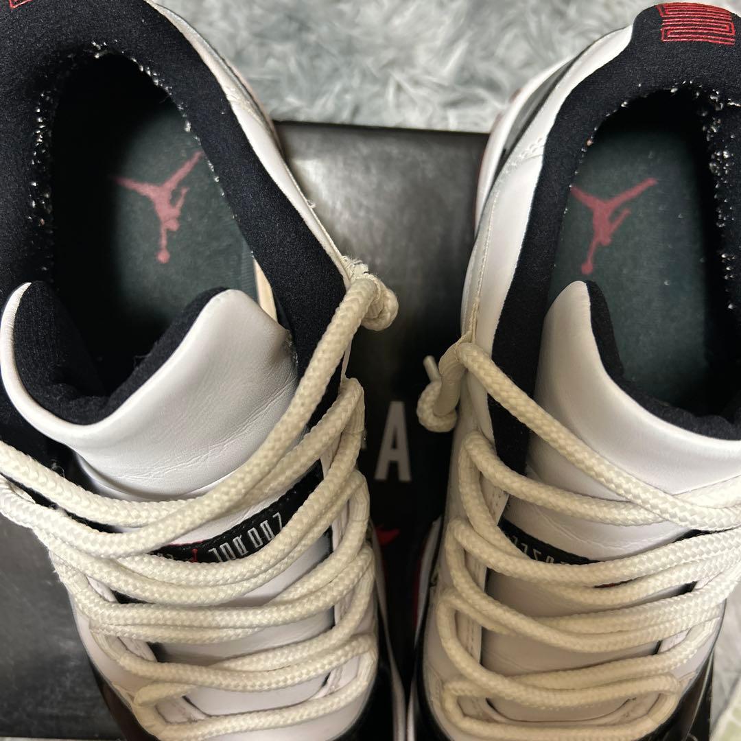 ジョーダン11 low