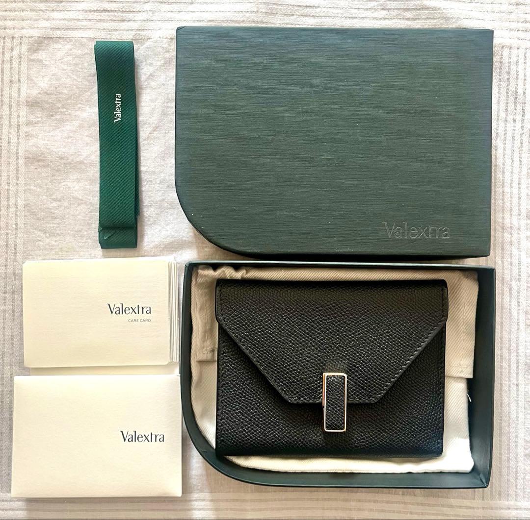 LL ヴァレクストラ イジィデ ウォレット 三つ折り ナイトブルー