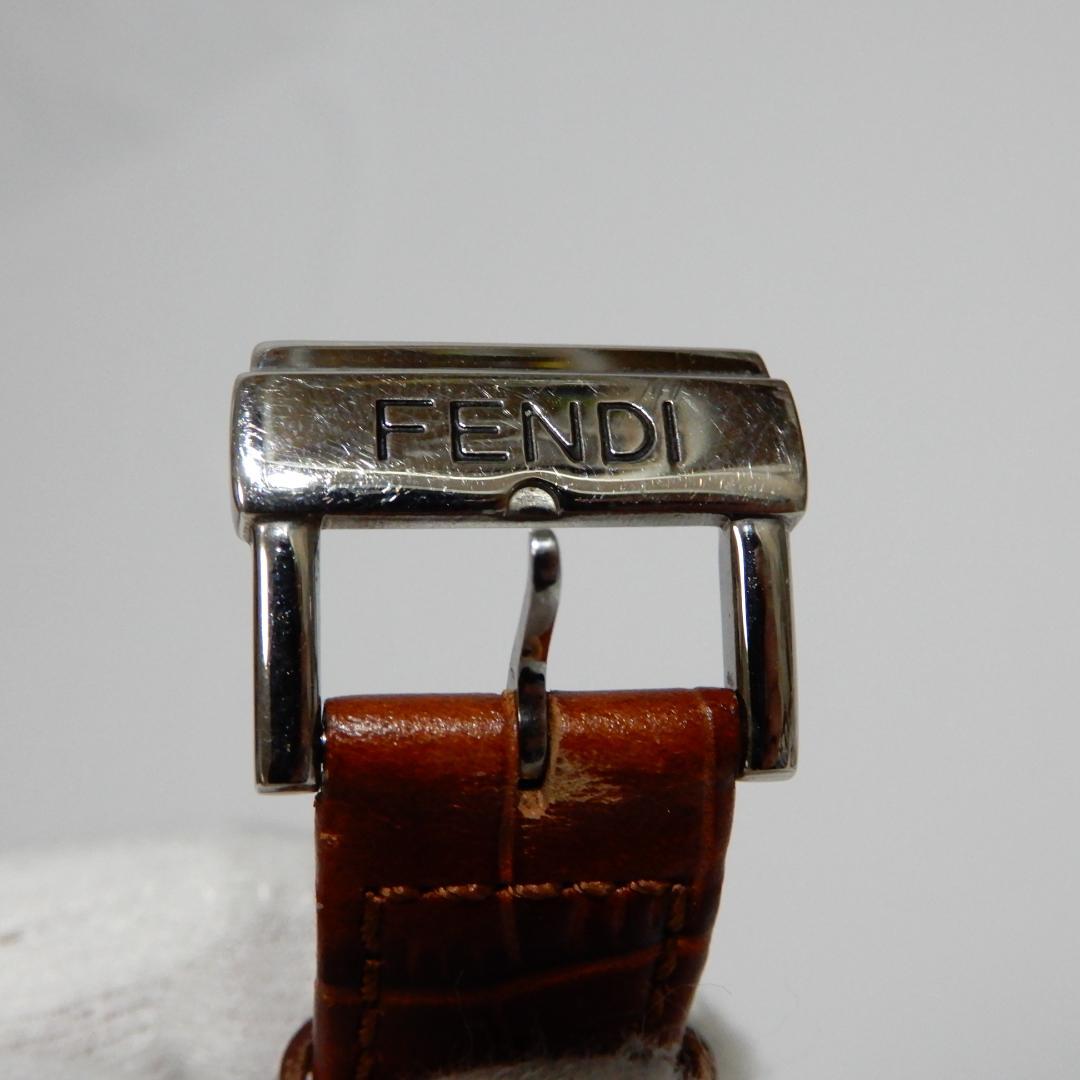 稼働良品　FENDI レディースウォッチ　レザー　210G　男女兼用　新品電池