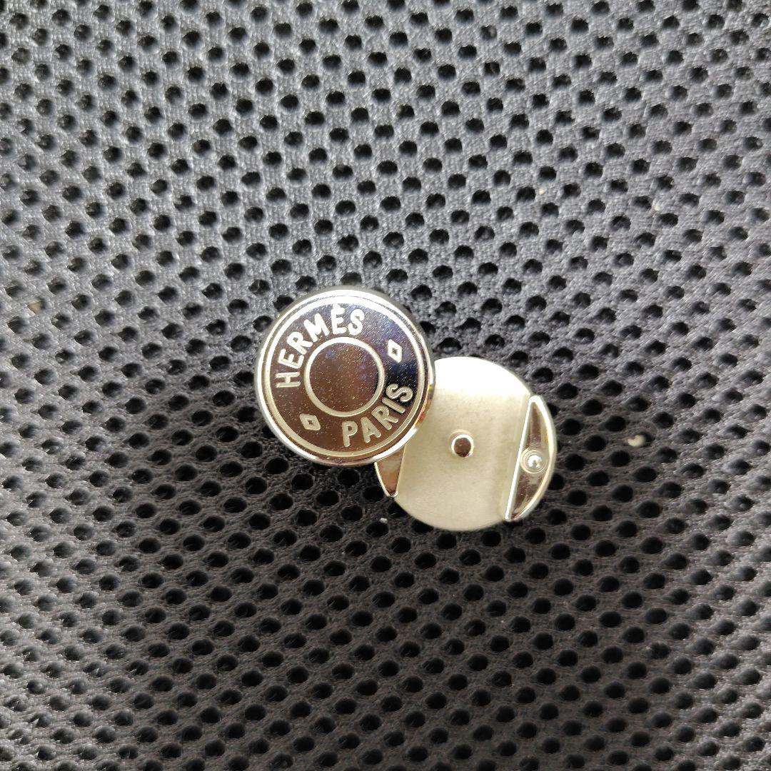 年末セール‼️HERMÈS レザーロゴ入り ブレスレット