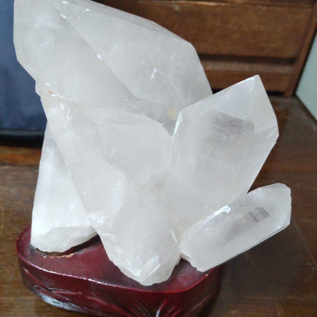 水晶、美形？置き石