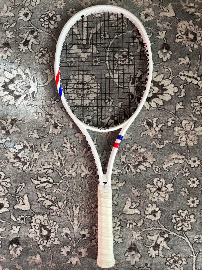 Tecnifibre T-Fight 300 テニスラケット