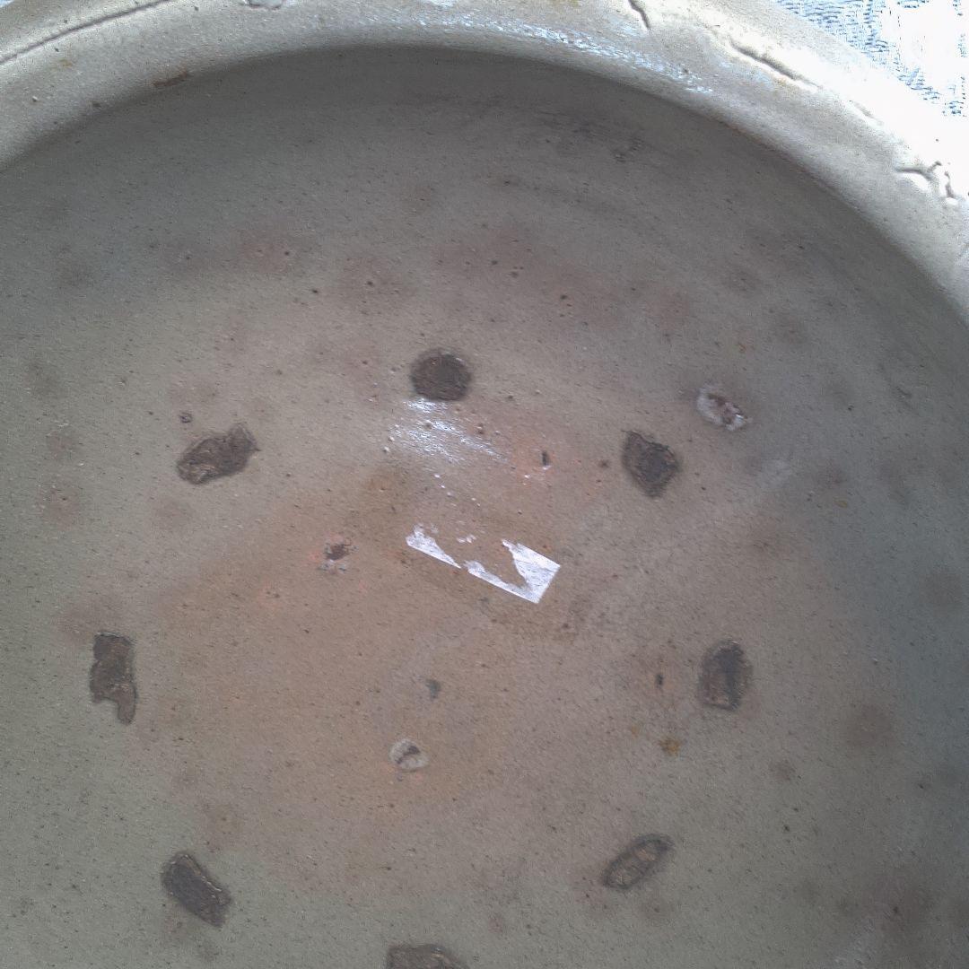 骨董３陶器製ベージュ丸型皿