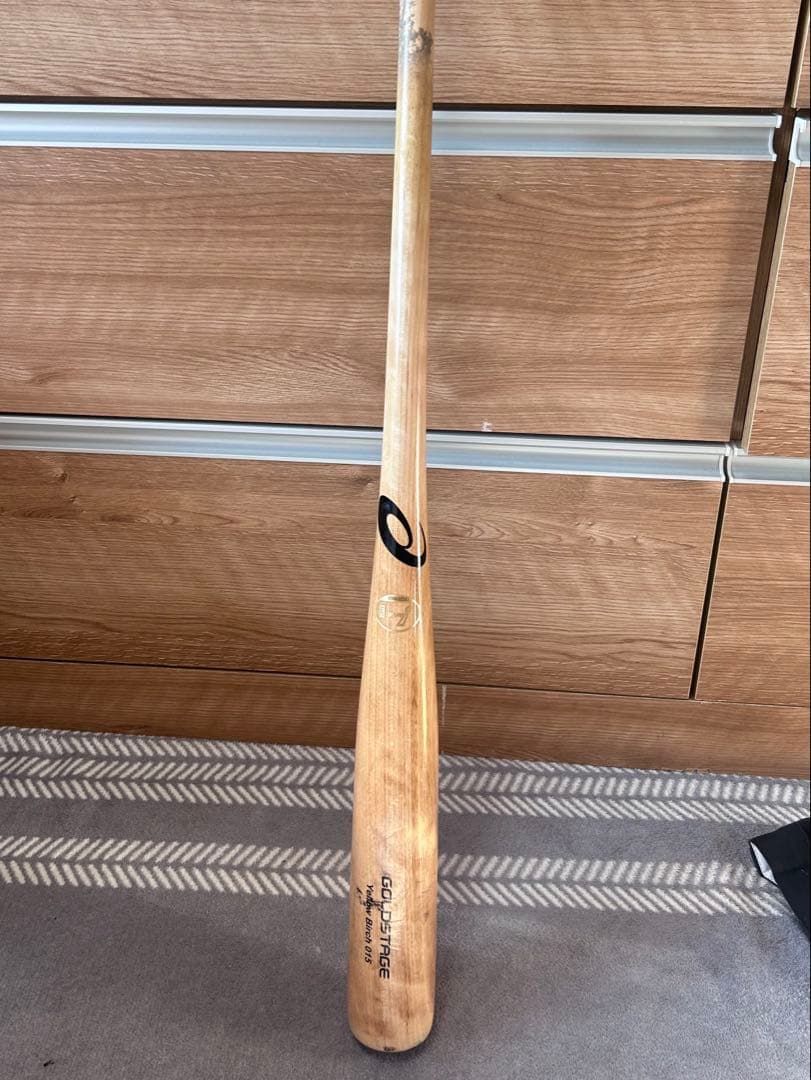 asics 石川昂弥使用　硬式木製バット