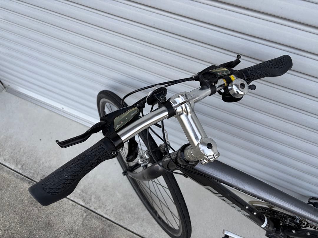 【直接引渡@名古屋】Giant Escape R3 2022年モデル　エスケープ