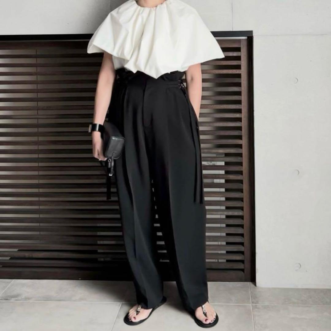 LOHEN ローヘン　バルーンカラーブラウス　ホワイト