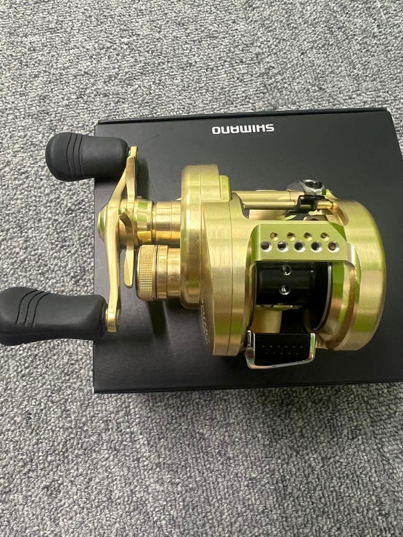 シマノ　15カルカッタコンクエスト201HG 美品