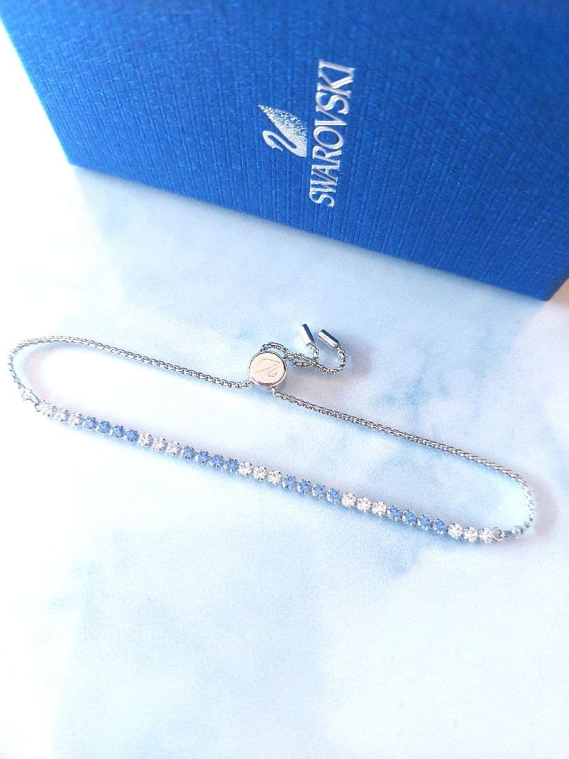 ほぼ新品 SWAROVSKI Subtle ブレスレット スワロフスキー ブルー