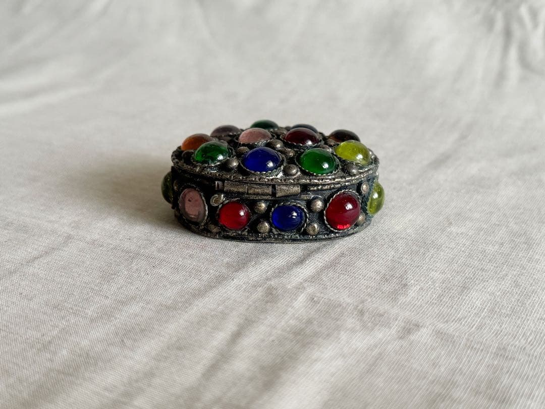 ガラスドームの装飾 ヴィンテージ 小物入れ ピルケース