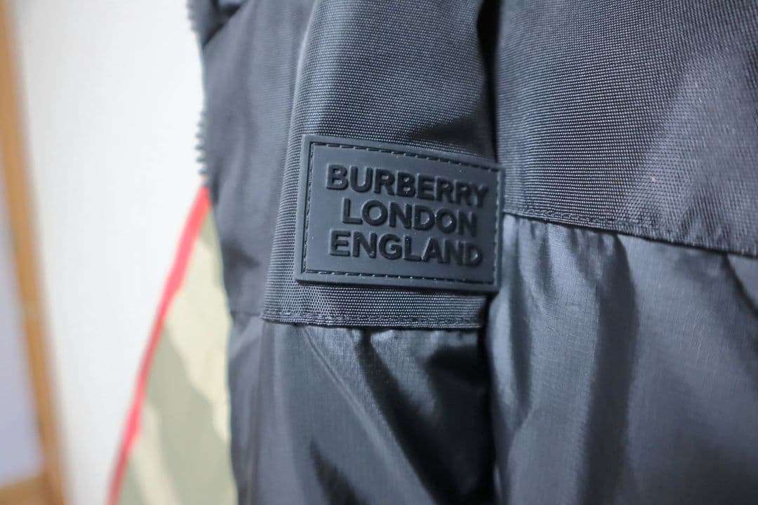 【更にお値下✨】Burberry Mリバーシブルダウンジャケット