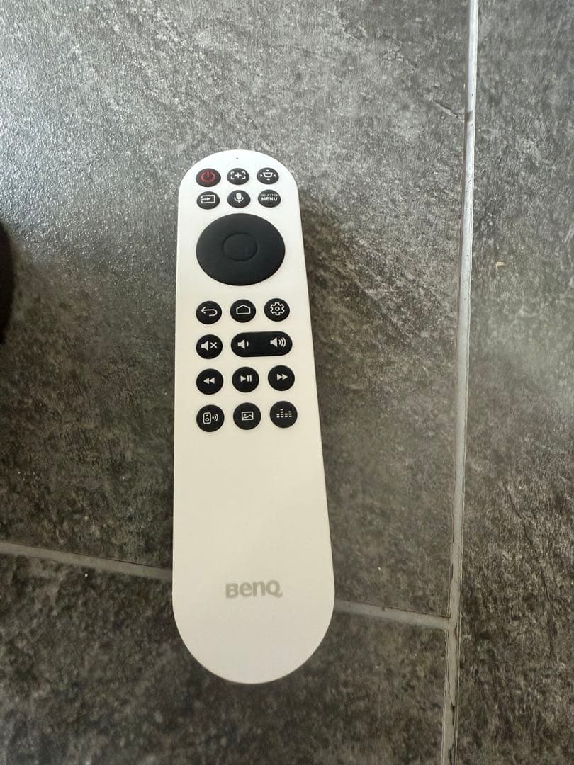 T*Y様 BenQ gv31 モバイルLEDプロジェクター