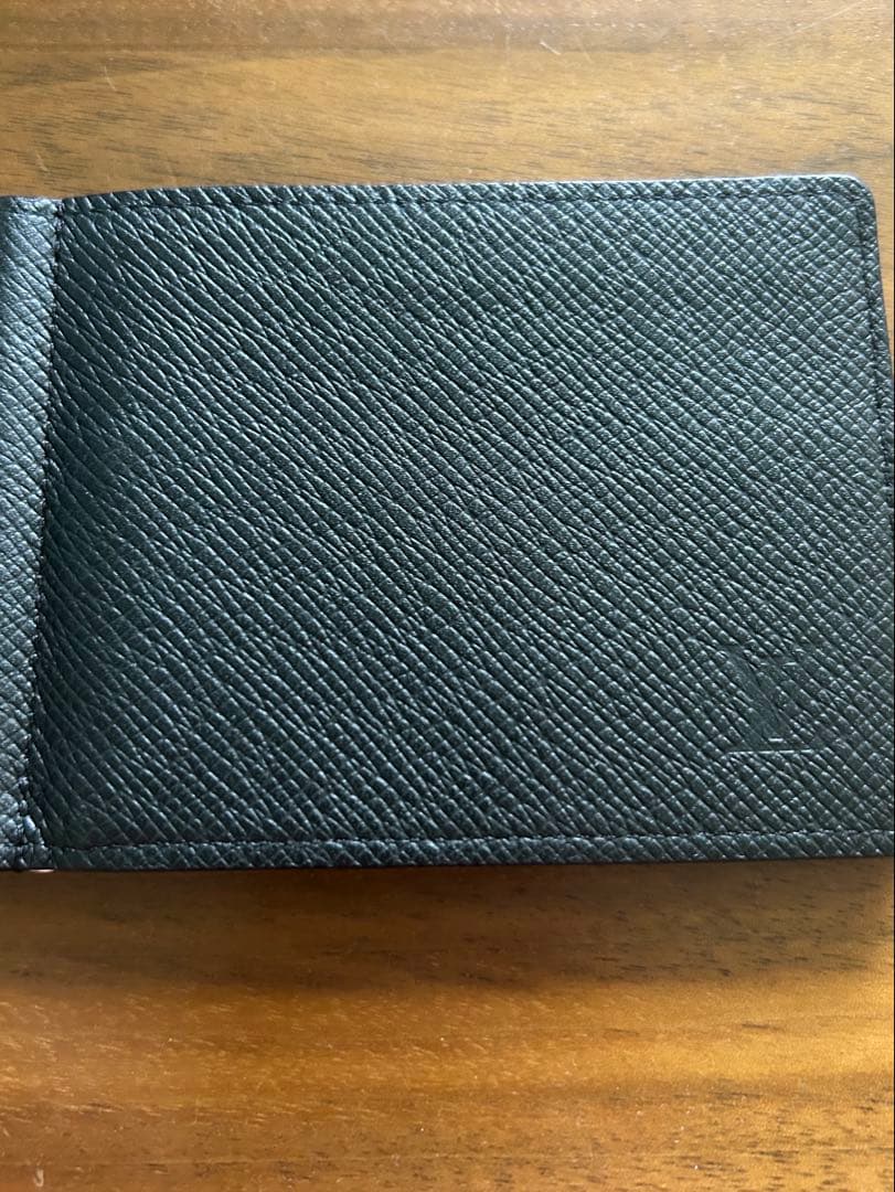 ルイヴィトン タイガ マネークリップ ポルトフォイユパンス