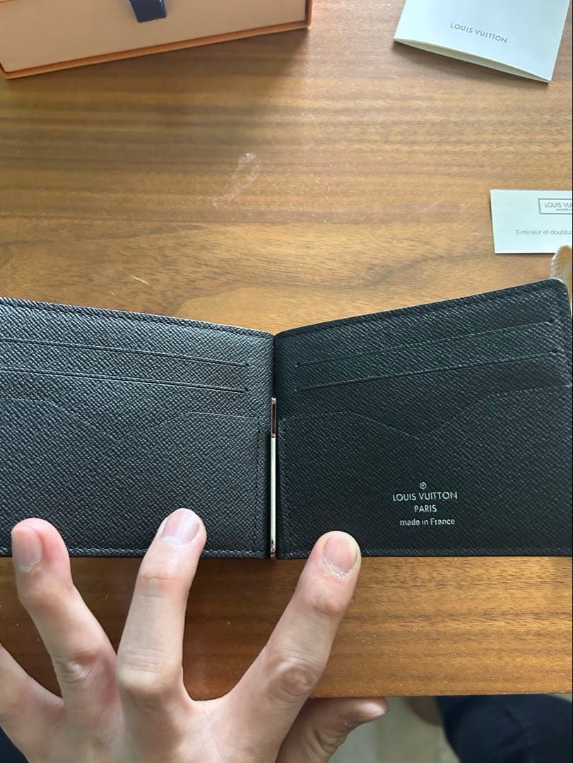 ルイヴィトン タイガ マネークリップ ポルトフォイユパンス