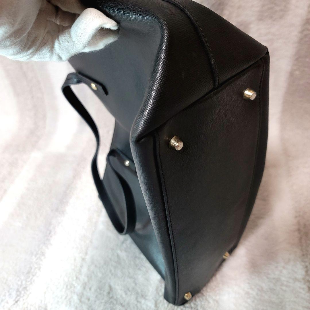 FURLA レザートートバッグ 黒 A4 チャーム 通勤 通学
