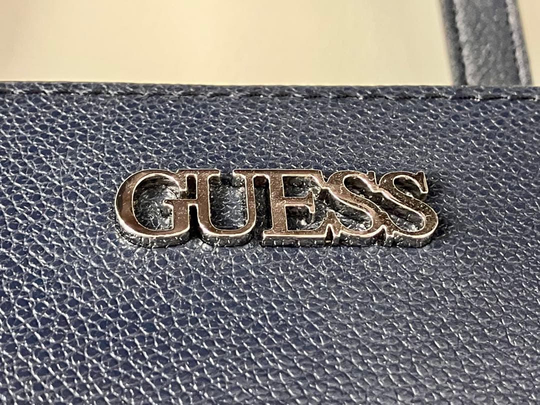 【新品未使用品】GUESS ネイビー トートバッグ