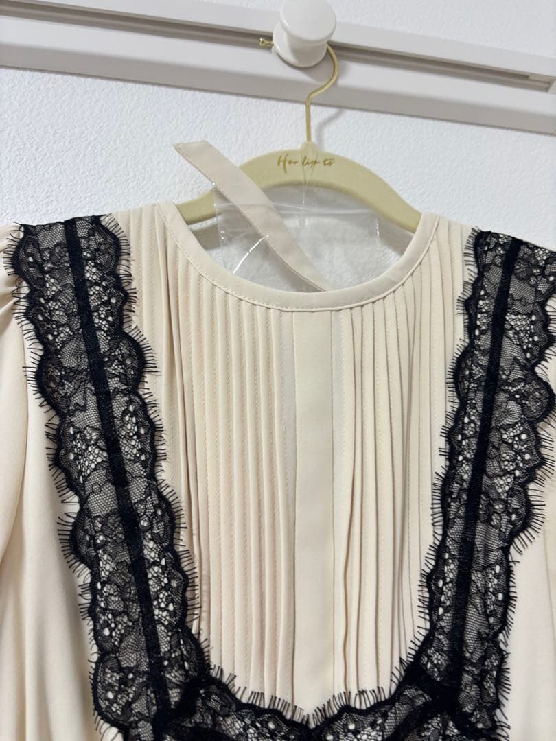 ワンピース Rosaline Lace Trimmed Dress