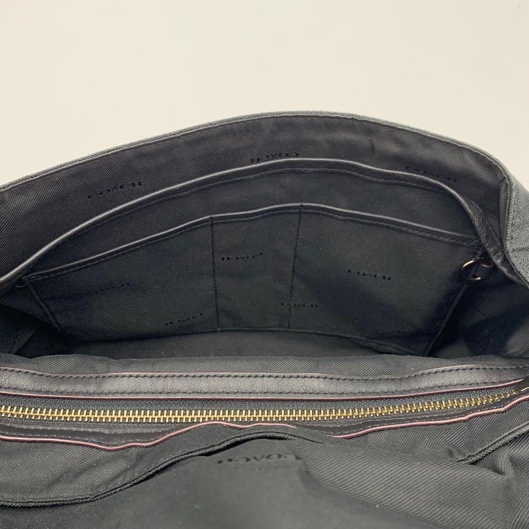 極美品 コーチ リビングトン シグネチャー レザー メッセンジャーバッグ メンズ