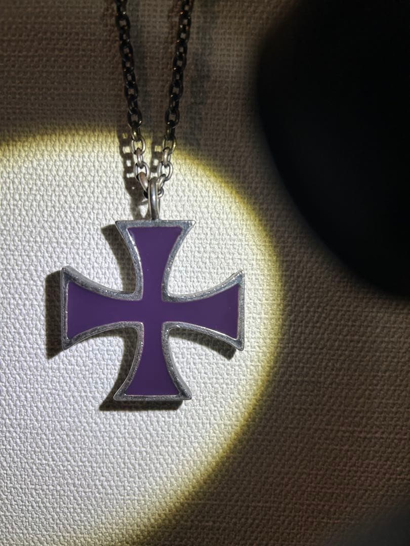 希少weirdo jewelry ビッククロスネックレス　パープル　wp023