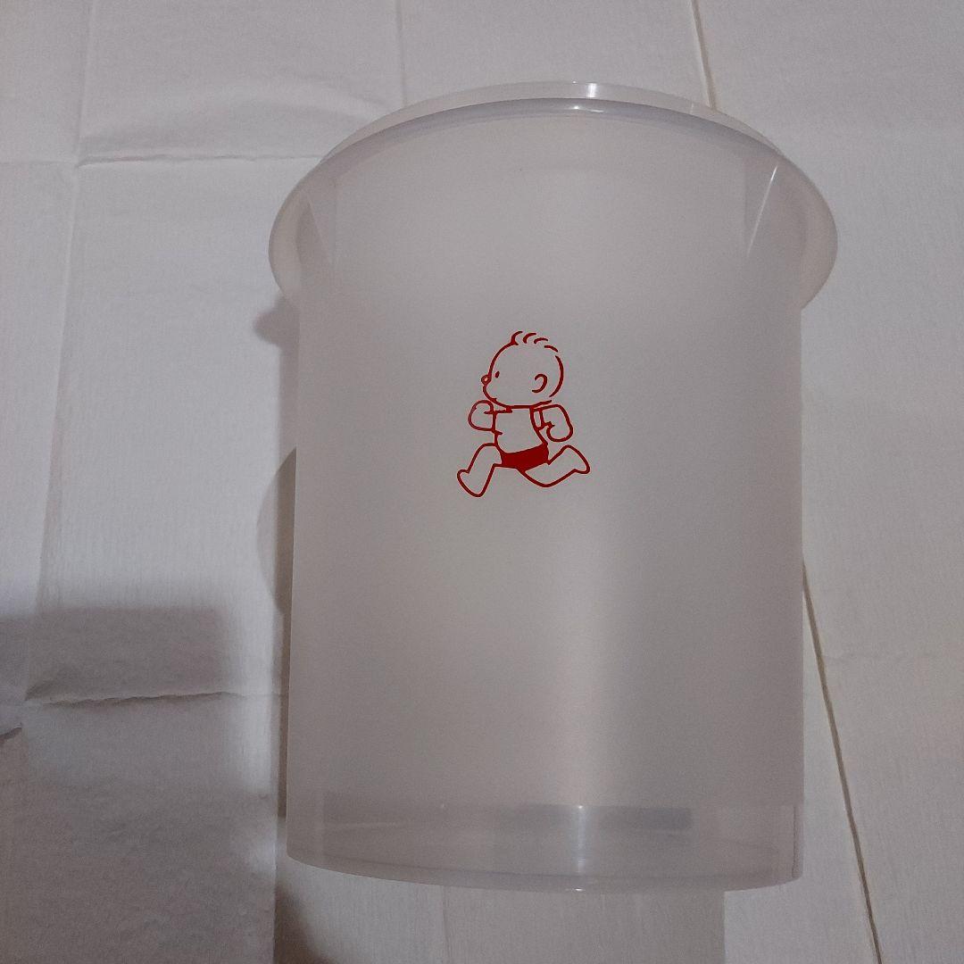 食品保存容器 プラスチック ジャイアント赤、マキシクィーン