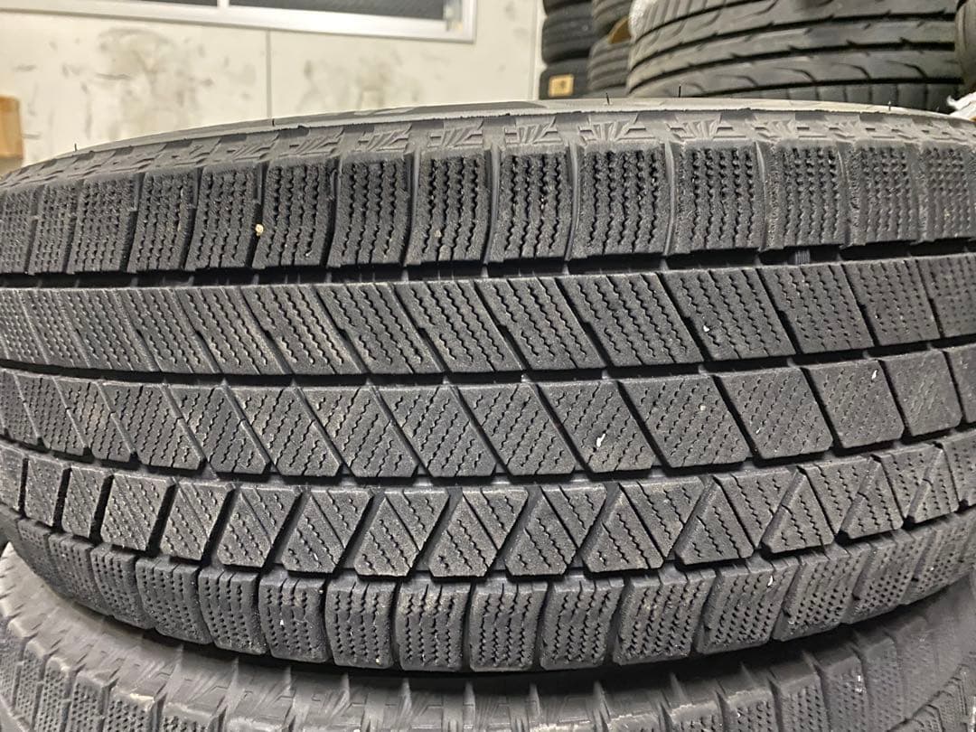 バリ溝　195/65R15 VRX3 ブリヂストン　スタッドレス4本セット