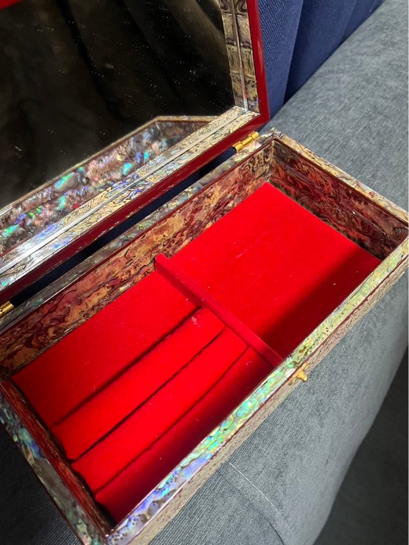 美品！ 螺鈿細工 蝶々 ジュエリーボックス