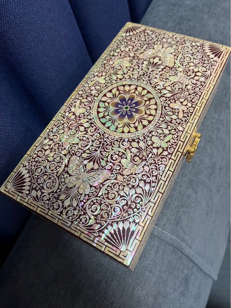 美品！ 螺鈿細工 蝶々 ジュエリーボックス