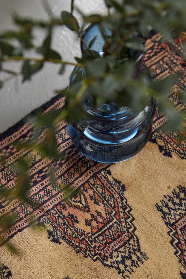 ヴィンテージラグ　トライバルラグ　パキスタン産（92×62cm）ベージュ　紺　茶