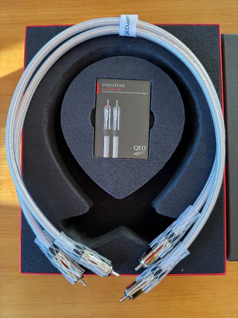 RCAケーブル QED SIGNATURE AUDIO 40 0.6m２本