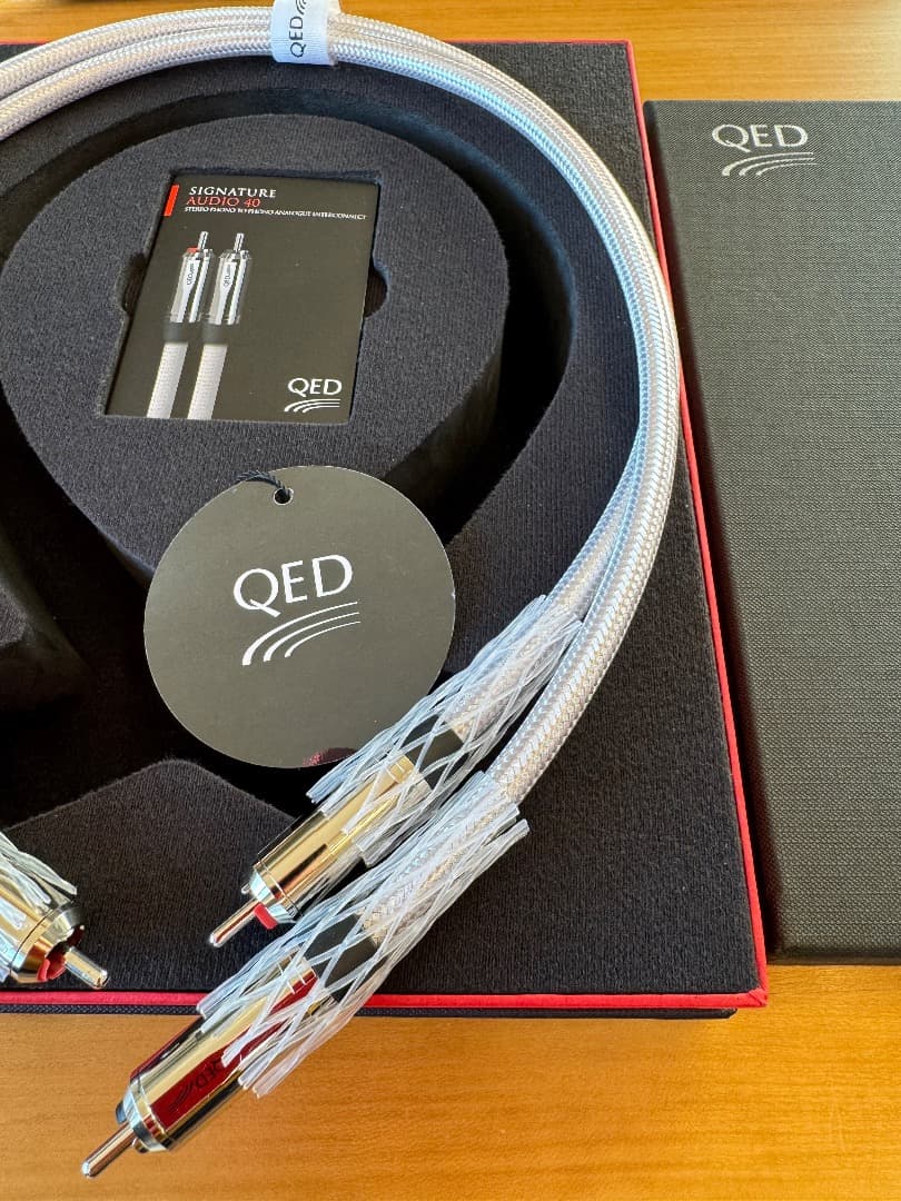 RCAケーブル QED SIGNATURE AUDIO 40 0.6m２本